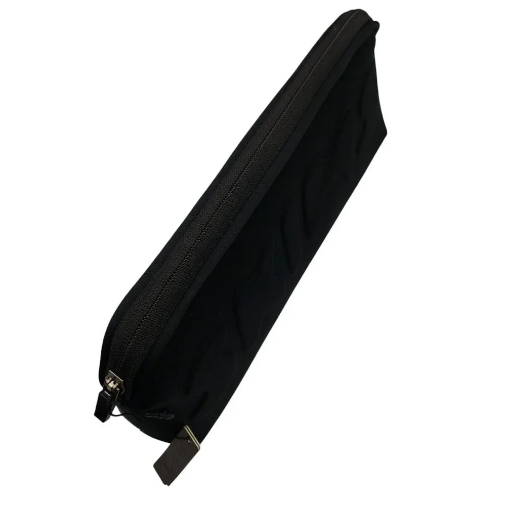 SKIMS Onyx Black Neoprene Medium Travel Cosmetic Pouch With Zipper Closure